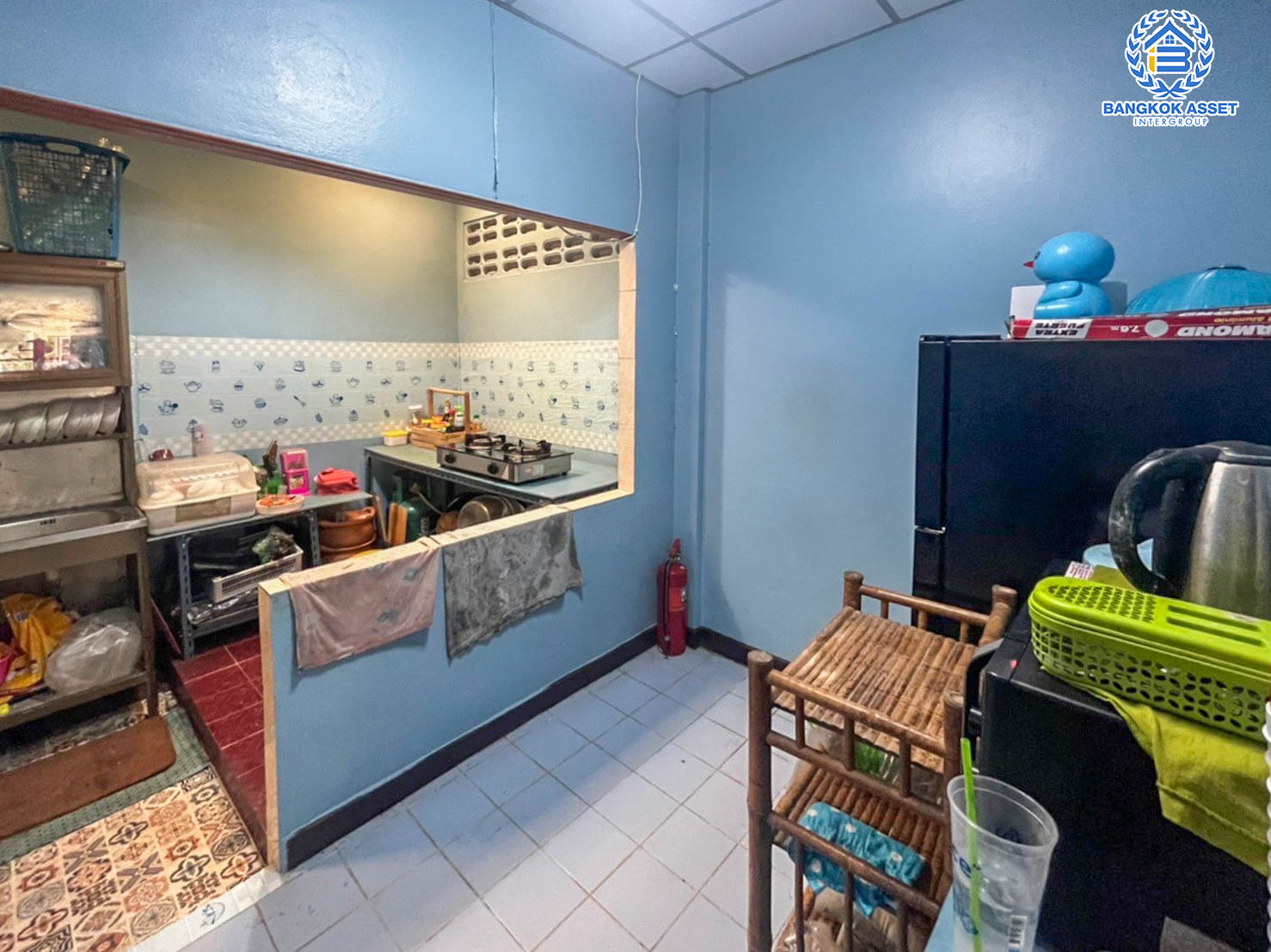 ทาวน์เฮ้าส์มือสองย่านนนทบุรี ม.จิตตกาญจน์วิลล่า บางใหญ่-เซ็นทรัลเวสต์เกต เนื้อที่ 16 ตร.ว. ฟังก์ชัน 2 ห้องนอน 2 ห้องน้ำ 1 ที่จอดรถ บ้านทาสีใหม่ พร้อมเข้าอยู่ บนทำเลเดินทางง่าย เพียง 10 นาที ถึงเซ็นทรัลเวสท์เกต และรถไฟฟ้าสายสีม่วง "สถานีสามแยกบางไผ่"...